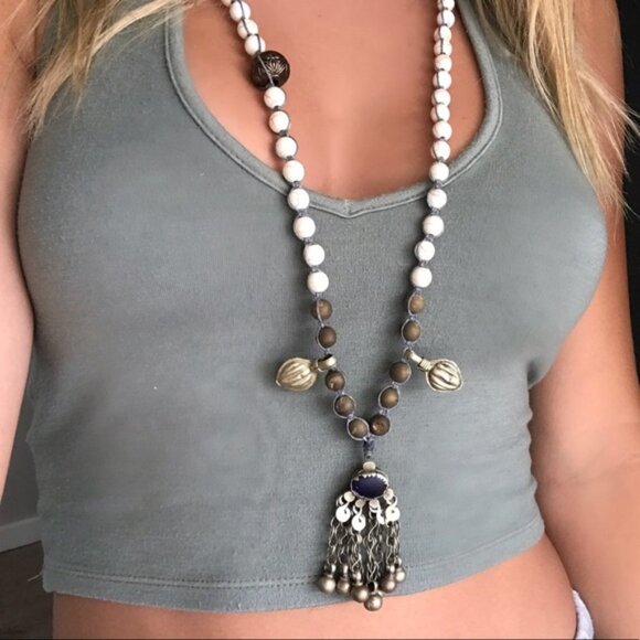 Artisan Crafted Beaded Necklace - Picture 5 of 8